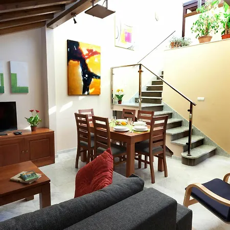 Mercader De Sedas Apartment Granada