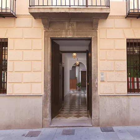 Mercader De Sedas Apartment