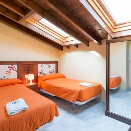 Hotel Mercader De Sedas